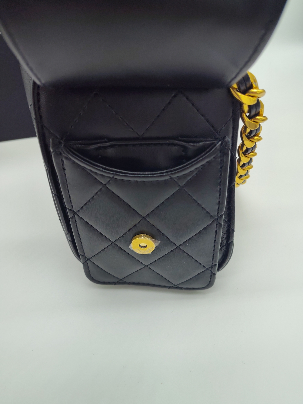 CHANEL Makeup Quilted Chain Cosmetic Bag Black Gold Colorway France GWP LAST ONE - Picture 4 of 14